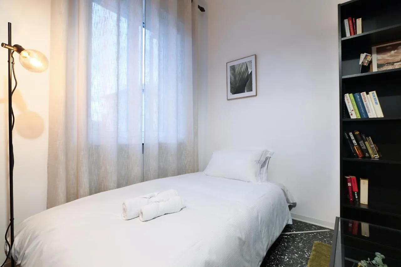 Appartamento Primopiano - Amadeo 32 Milano